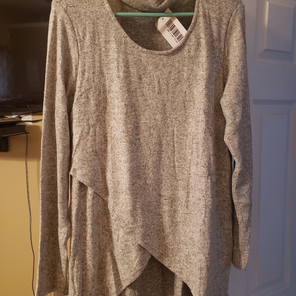 Long sleeve shirt